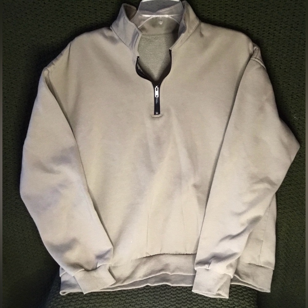 Unbranded Pullover 1/4 Zip Taupe Sweatshirt w/Mandarin Collar; Size XL